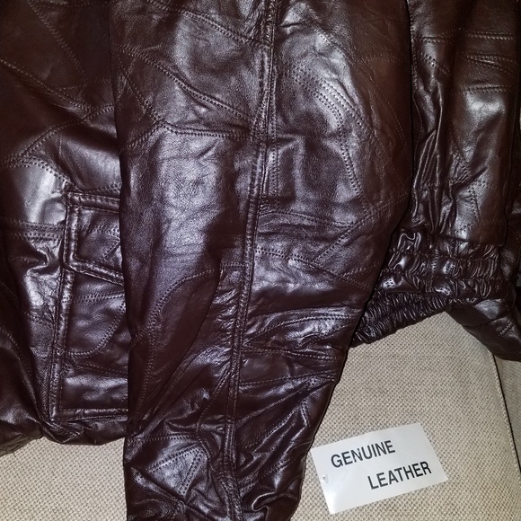 Leather bomber - Picture 3 of 3